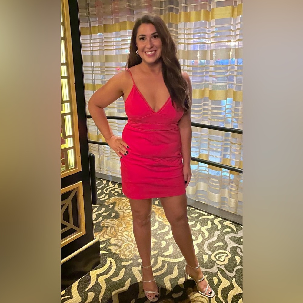 Red Lulus Dress - Size L